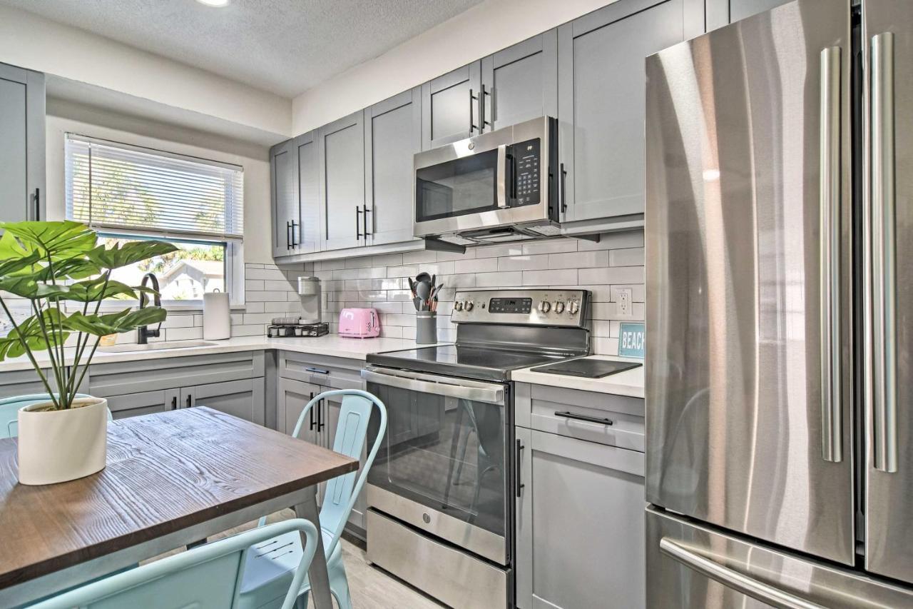 سانت بيتي بيتش Well-Appointed Madeira Beach Condo With Patio! المظهر الخارجي الصورة